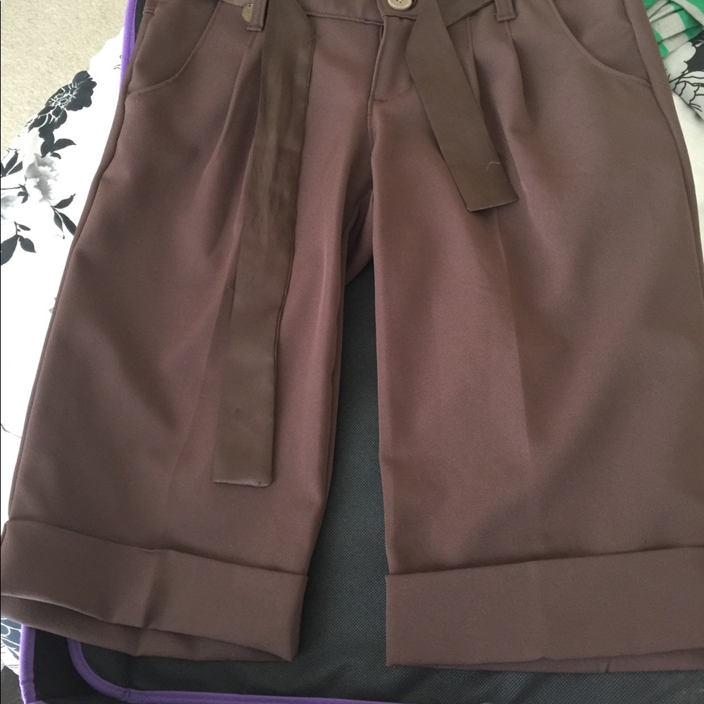 LEI slack shorts/ office shorts.